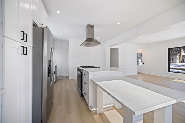 6420 Grand Avenue S, Richfield, MN 55423