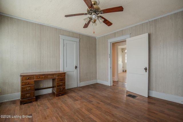 2905 S 4th St, Louisville, KY 40208