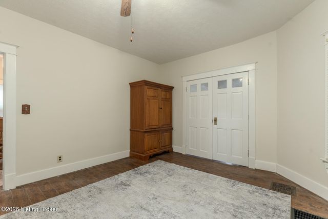 2905 S 4th St, Louisville, KY 40208