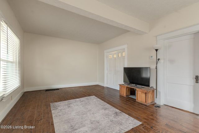 2905 S 4th St, Louisville, KY 40208