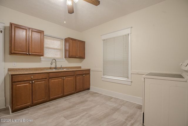 2905 S 4th St, Louisville, KY 40208