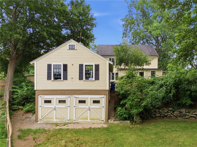 1331 New London Avenue, Cranston, RI 02920