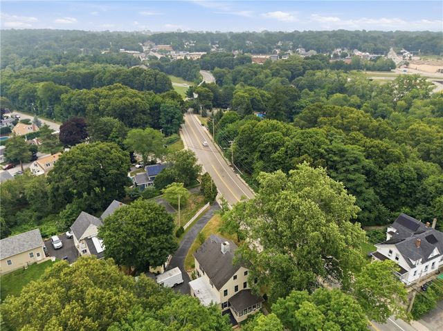1331 New London Avenue, Cranston, RI 02920