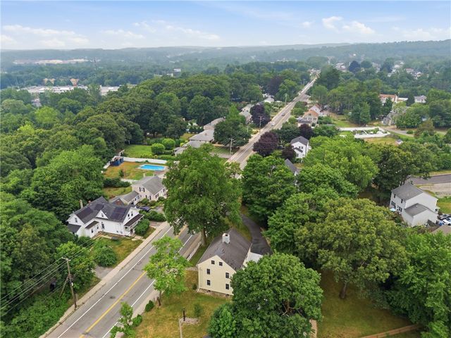 1331 New London Avenue, Cranston, RI 02920
