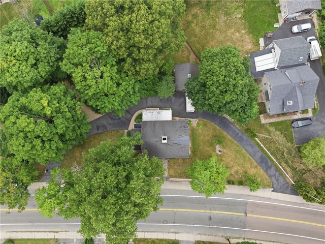 1331 New London Avenue, Cranston, RI 02920