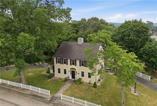 1331 New London Avenue, Cranston, RI 02920