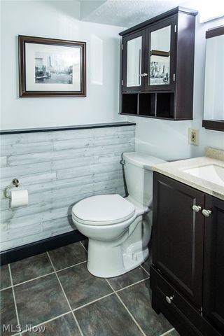 3974 Winton Park Drive, North Olmsted, OH 44070