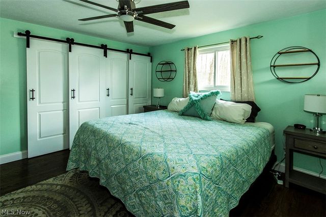 3974 Winton Park Drive, North Olmsted, OH 44070