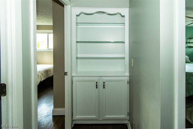 3974 Winton Park Drive, North Olmsted, OH 44070