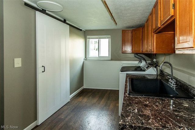 3974 Winton Park Drive, North Olmsted, OH 44070