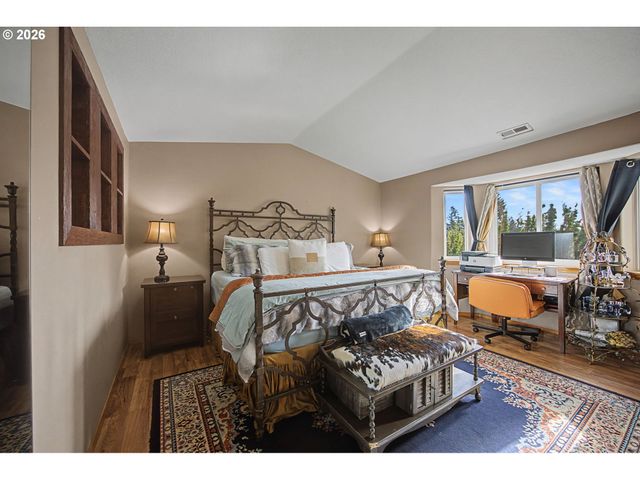 620 Se 11TH Cir, Troutdale, OR 97060