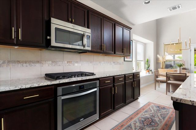 211 Joseph DR, Buda, TX 78610