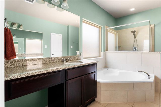 211 Joseph DR, Buda, TX 78610