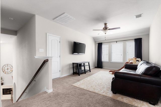 211 Joseph DR, Buda, TX 78610