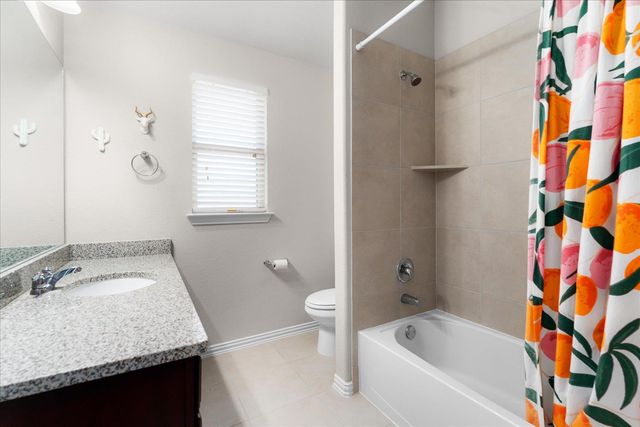 211 Joseph DR, Buda, TX 78610