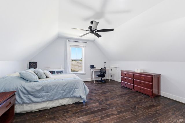 1204 MacLaren Place, Forest, VA 24551