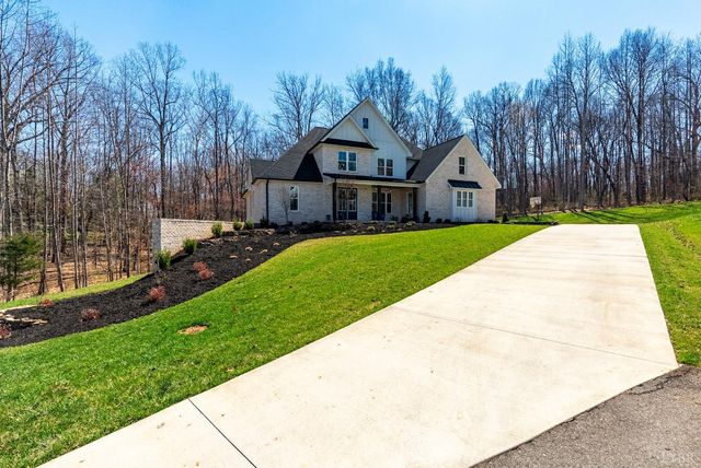 1204 MacLaren Place, Forest, VA 24551
