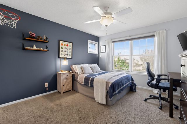 2140 Vermillion Bay, Woodbury, MN 55129