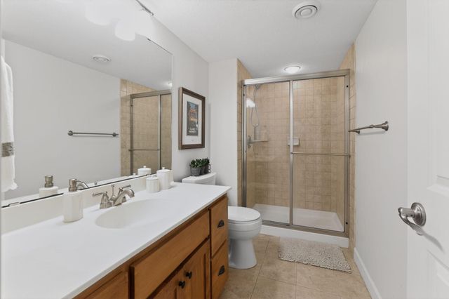 2140 Vermillion Bay, Woodbury, MN 55129