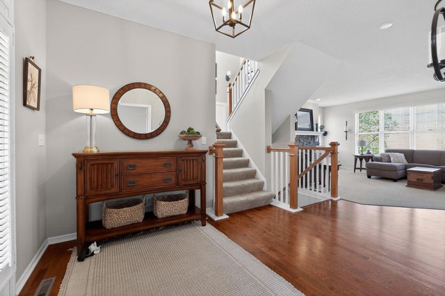 2140 Vermillion Bay, Woodbury, MN 55129