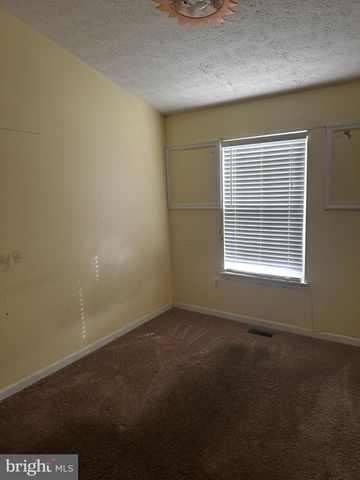 9901 CRANAPPLE CT, Springdale, MD 20774