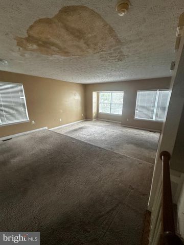 9901 CRANAPPLE CT, Springdale, MD 20774