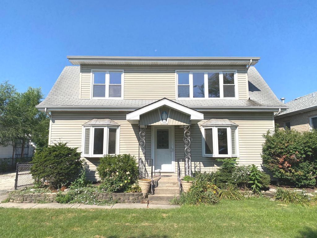 4916 S Lorel Avenue 2, Chicago, IL 60638