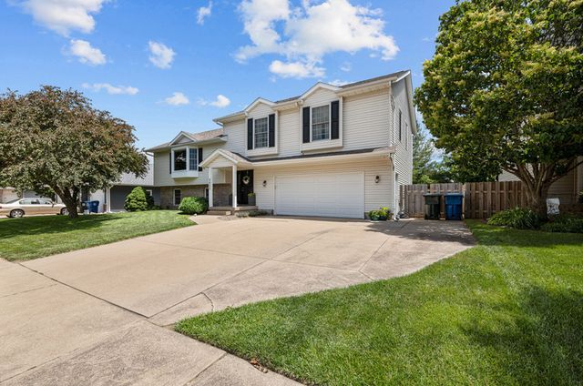 2635 N Stark Street, Davenport, IA 52804