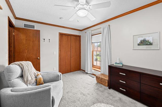 2635 N Stark Street, Davenport, IA 52804