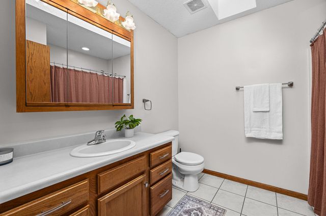 2635 N Stark Street, Davenport, IA 52804