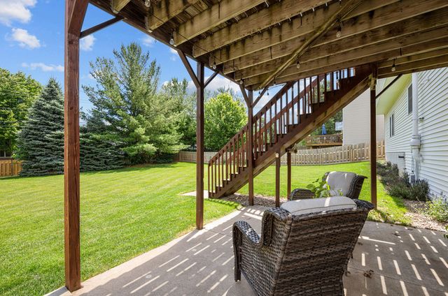 2635 N Stark Street, Davenport, IA 52804