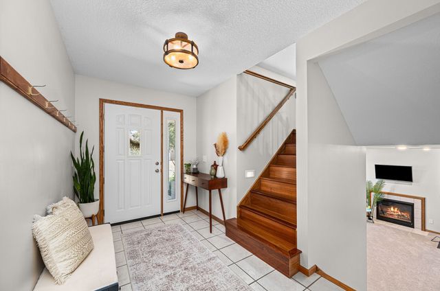 2635 N Stark Street, Davenport, IA 52804