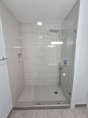 4508 Elm Avenue B, Brookfield, IL 60513