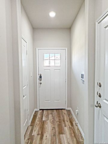 135 DAMON DV, San Antonio, TX 78253