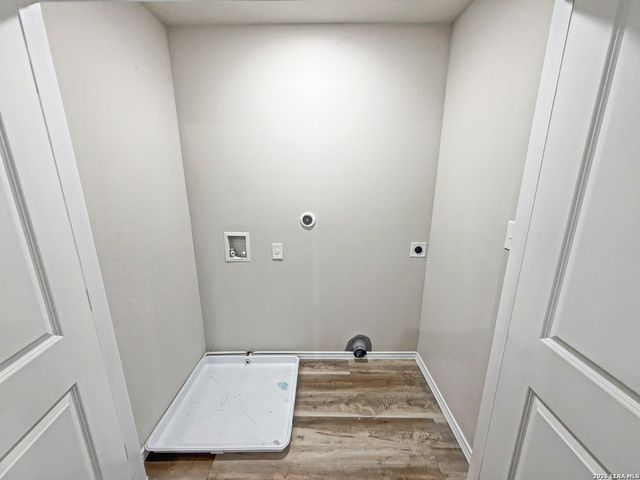 135 DAMON DV, San Antonio, TX 78253
