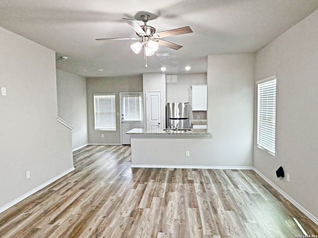 135 DAMON DV, San Antonio, TX 78253