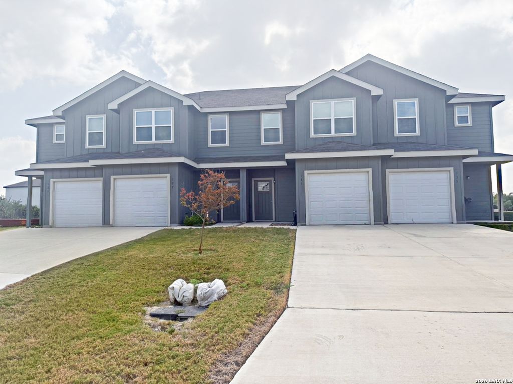 135 DAMON DV, San Antonio, TX 78253