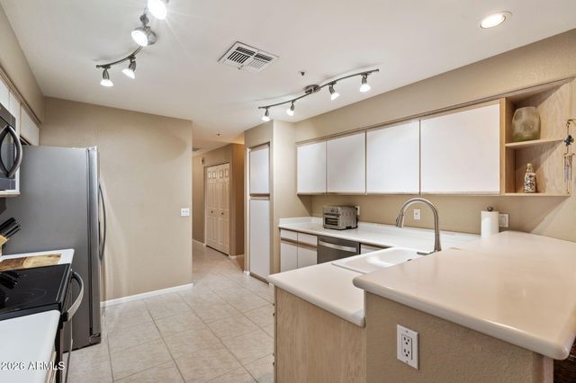 7700 E GAINEY RANCH Road E 217, Scottsdale, AZ 85258