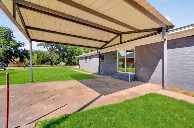 205 N 1st Street, Mabank, TX 75147