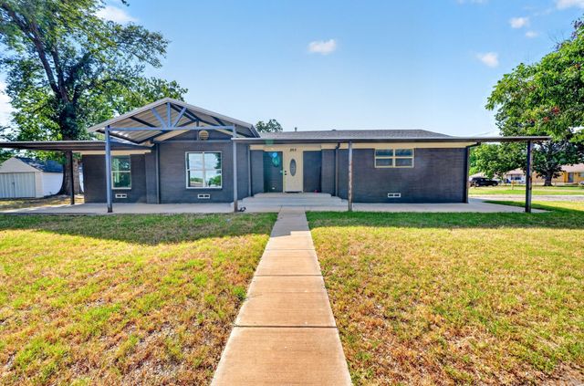 205 N 1st Street, Mabank, TX 75147