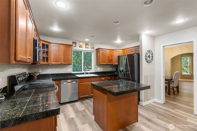 17826 Overlake Court SE, Yelm, WA 98597