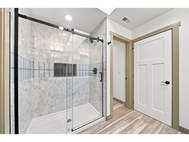 2716 Firwood Ln, Forest Grove, OR 97116