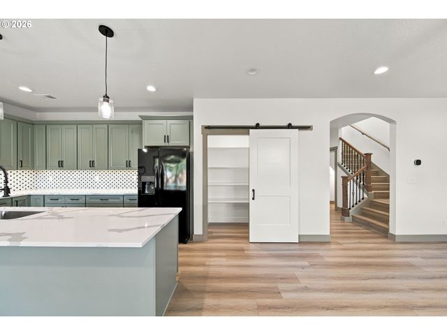 2716 Firwood Ln, Forest Grove, OR 97116