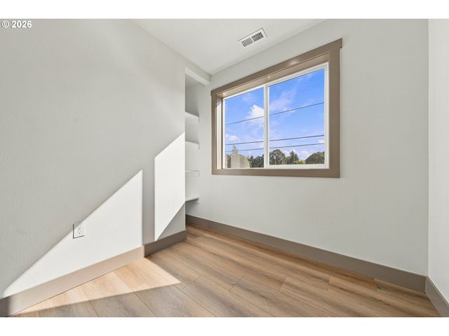 2716 Firwood Ln, Forest Grove, OR 97116