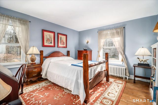 35 Terrace Pl Extension, New Milford, CT 06776