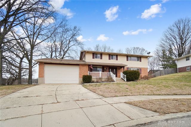 1221 Harmony Lane, Fairborn, OH 45324