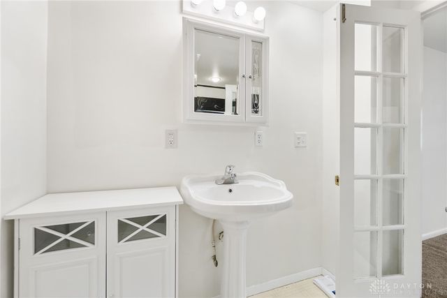 1221 Harmony Lane, Fairborn, OH 45324