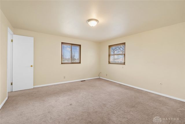 1221 Harmony Lane, Fairborn, OH 45324