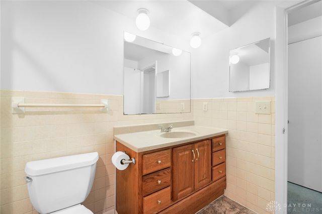 1221 Harmony Lane, Fairborn, OH 45324