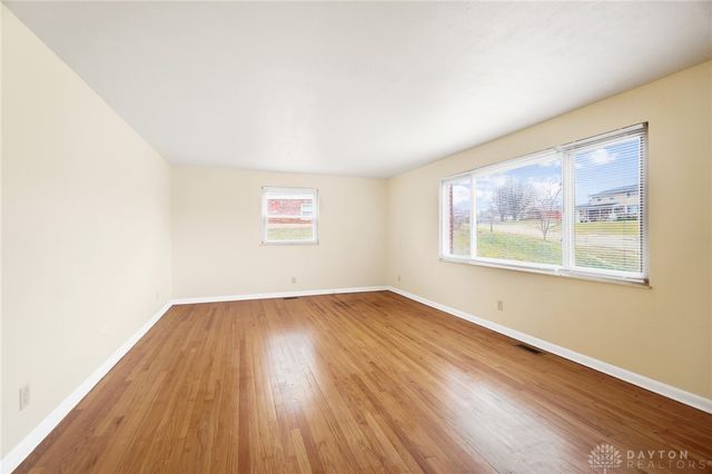 1221 Harmony Lane, Fairborn, OH 45324